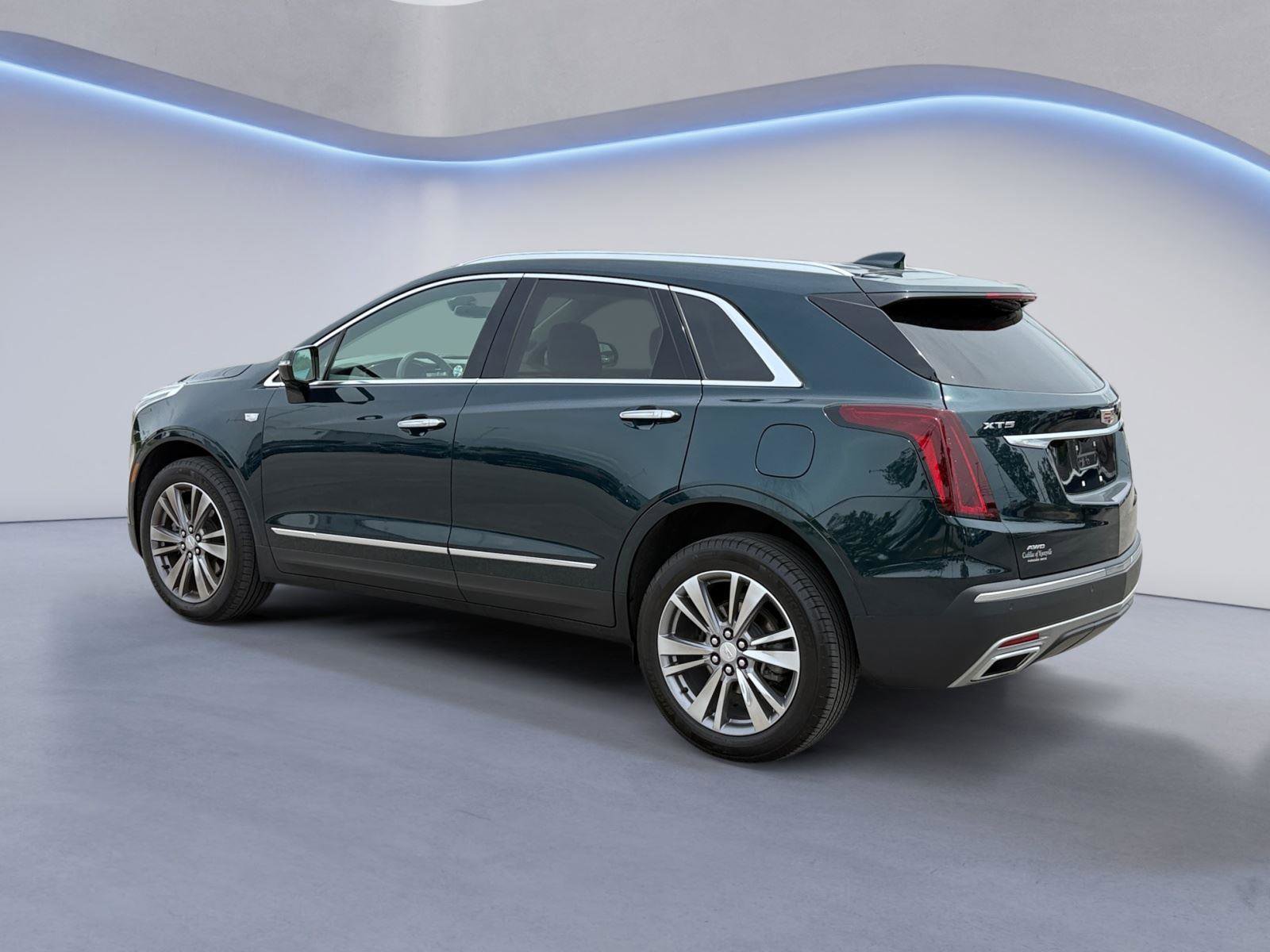 Certified 2024 Cadillac XT5 Premium Luxury AWD/4WD image 6