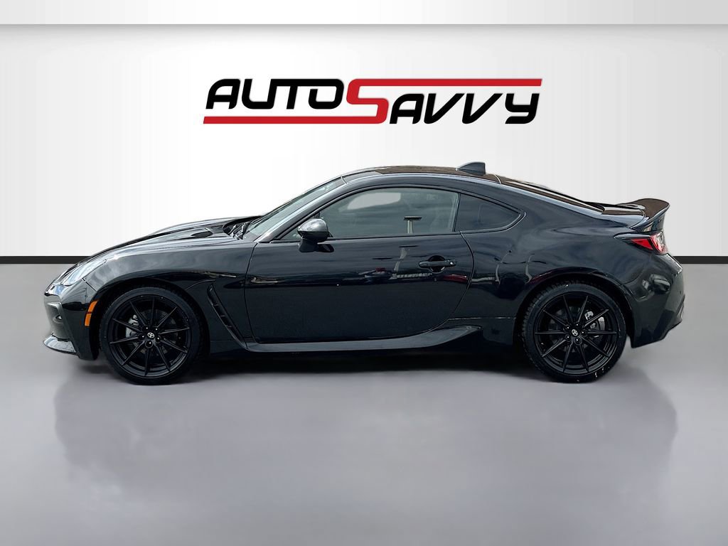 Used 2025 Toyota GR86 Premium w/ ALL Weather Mat Package (TMS) image 4