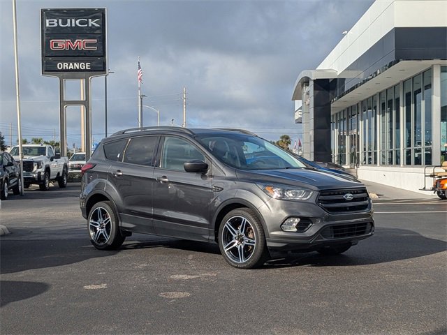 Used 2019 Ford Escape SEL image 2