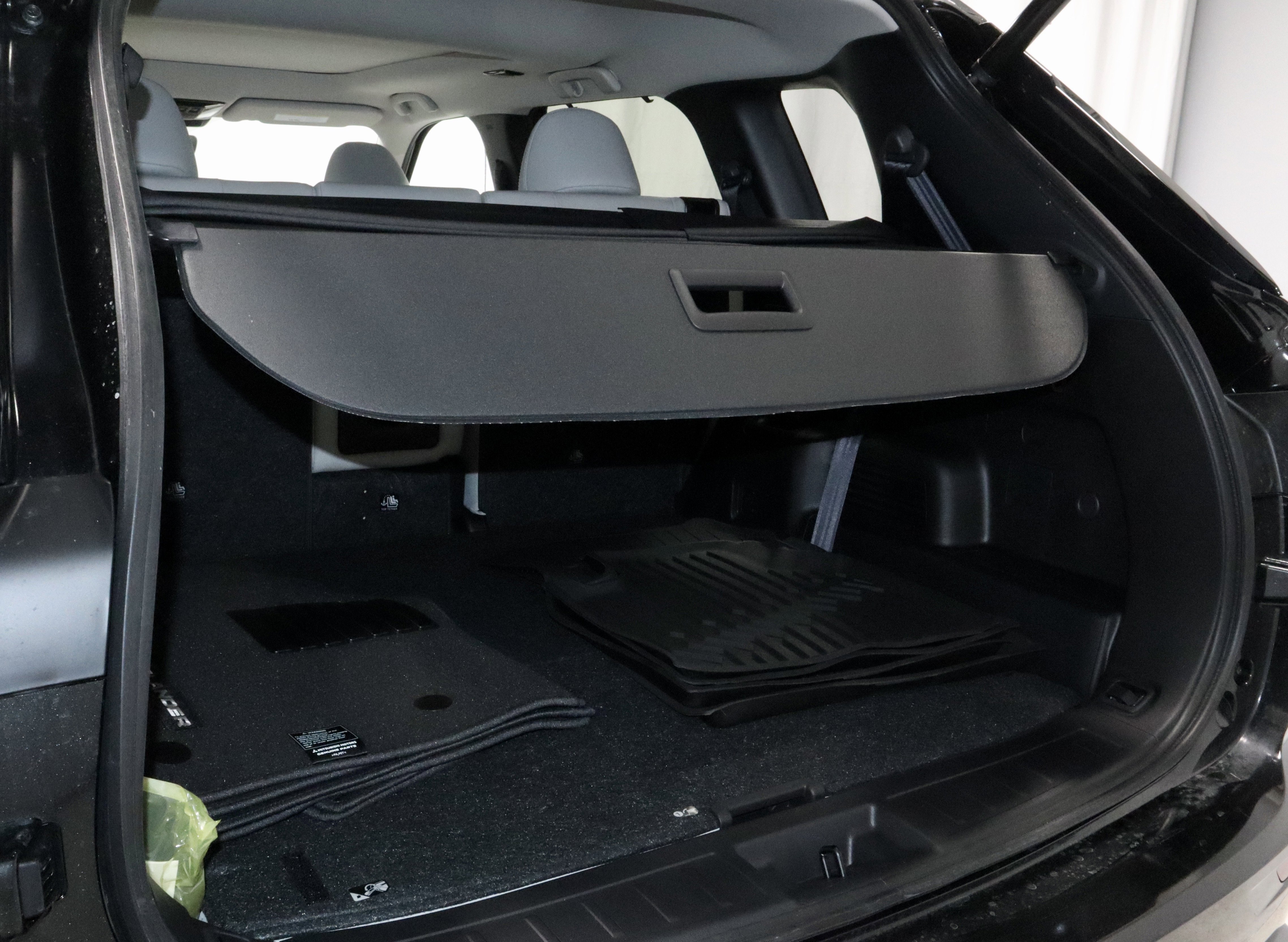 New 2026 Mitsubishi Outlander SEL image 10