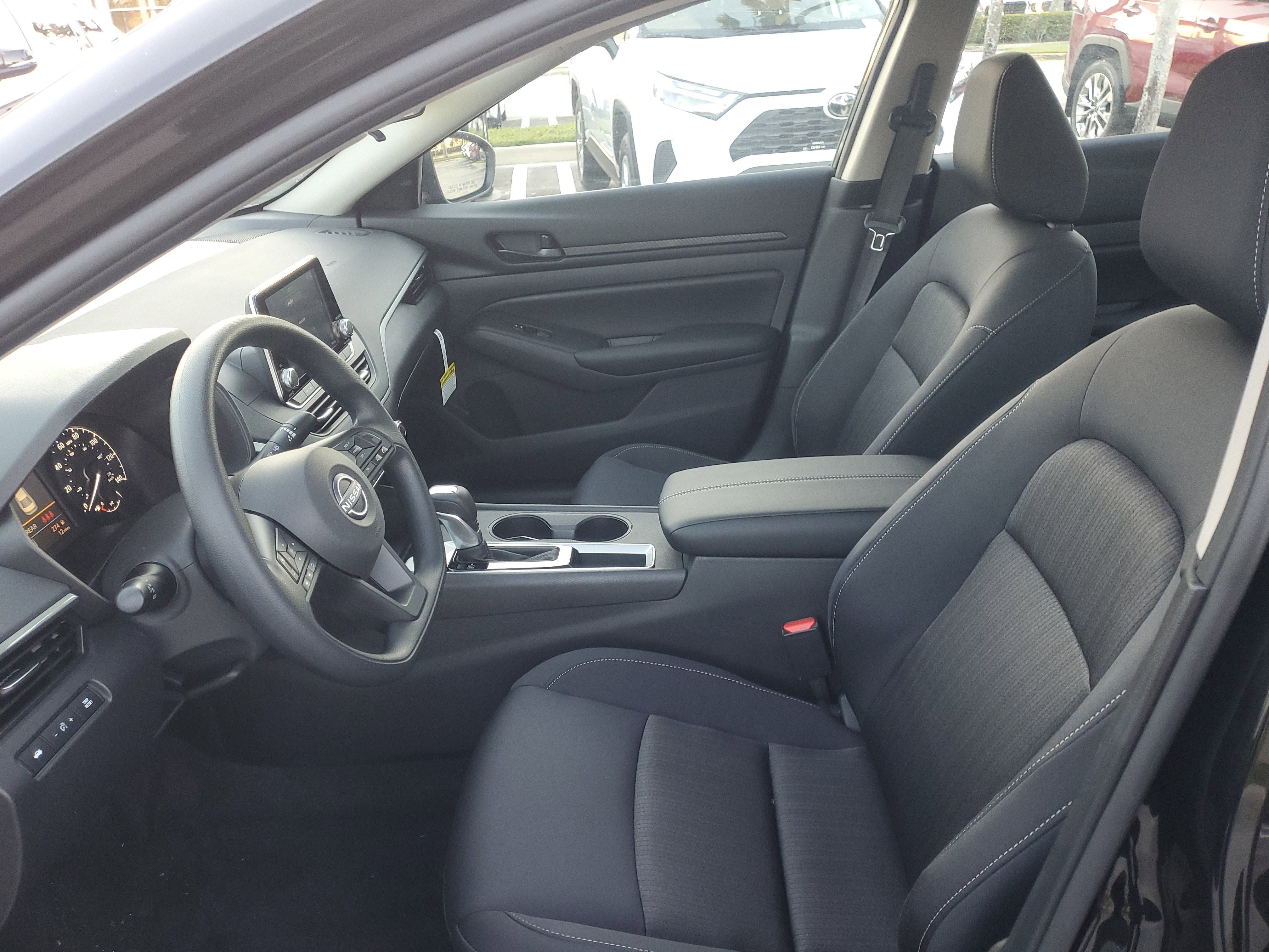 Used 2025 Nissan Altima 2.5 S image 15