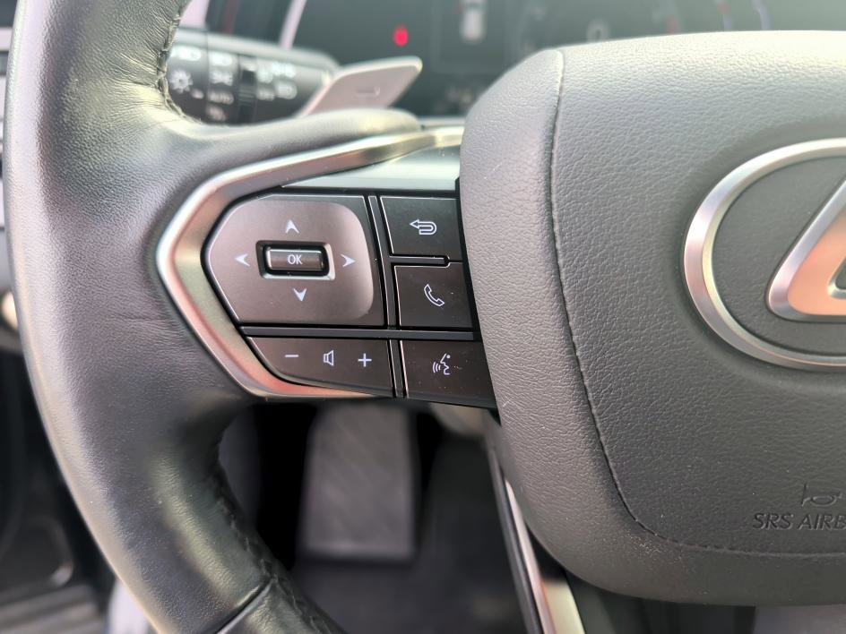 Used 2024 Lexus RX 350 FWD w/ Technology Package image 19