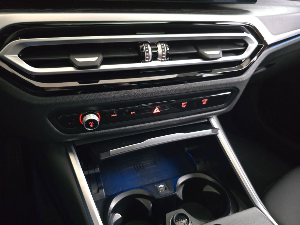 Used 2023 BMW i4 eDrive35 w/ Premium Package image 27