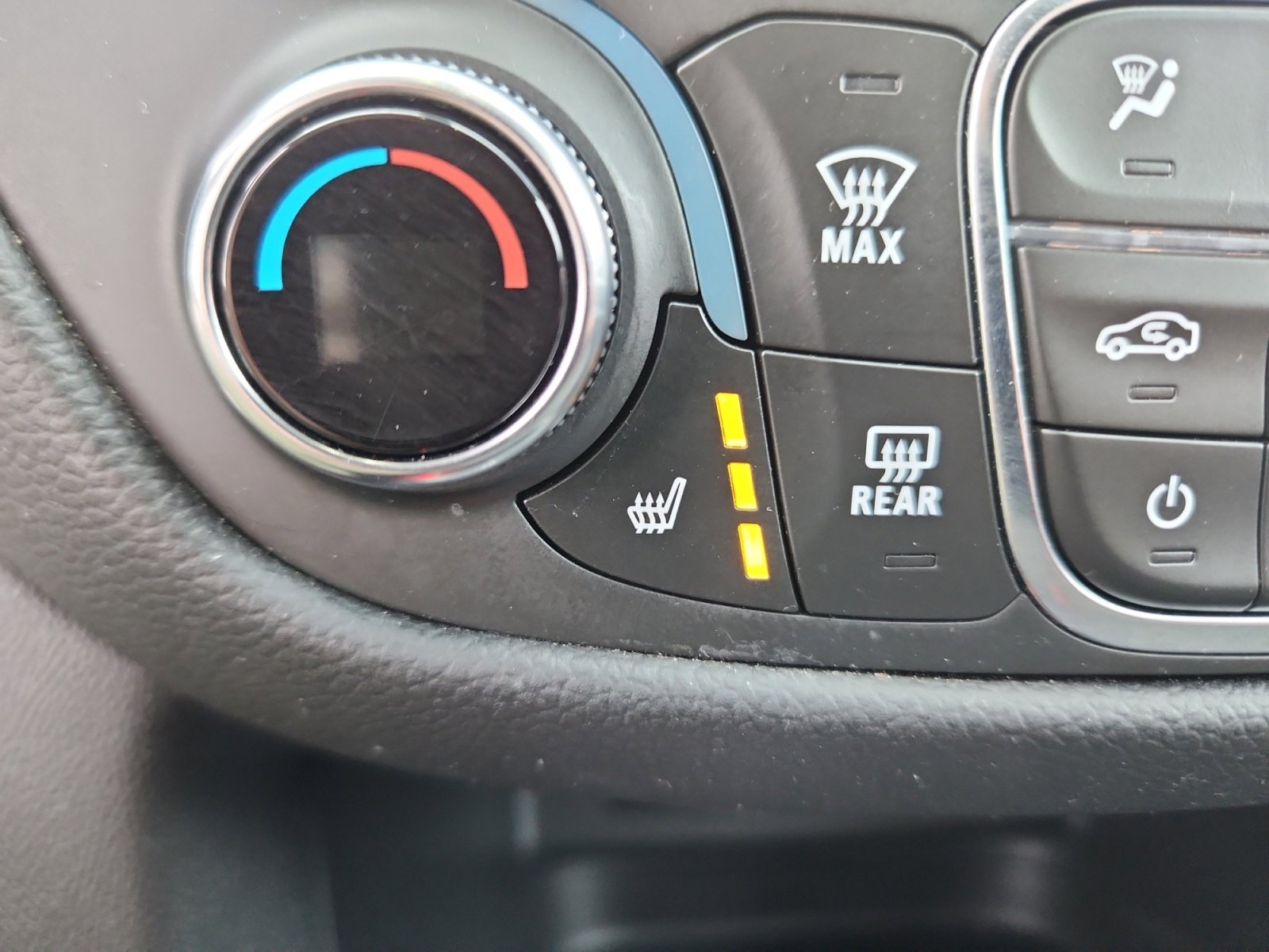 Used 2022 Chevrolet Equinox LT image 32