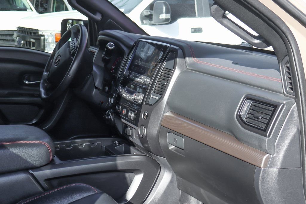 Used 2023 Nissan Titan PRO-4X w/ Pro-4x Convenience Package AWD/4WD image 46