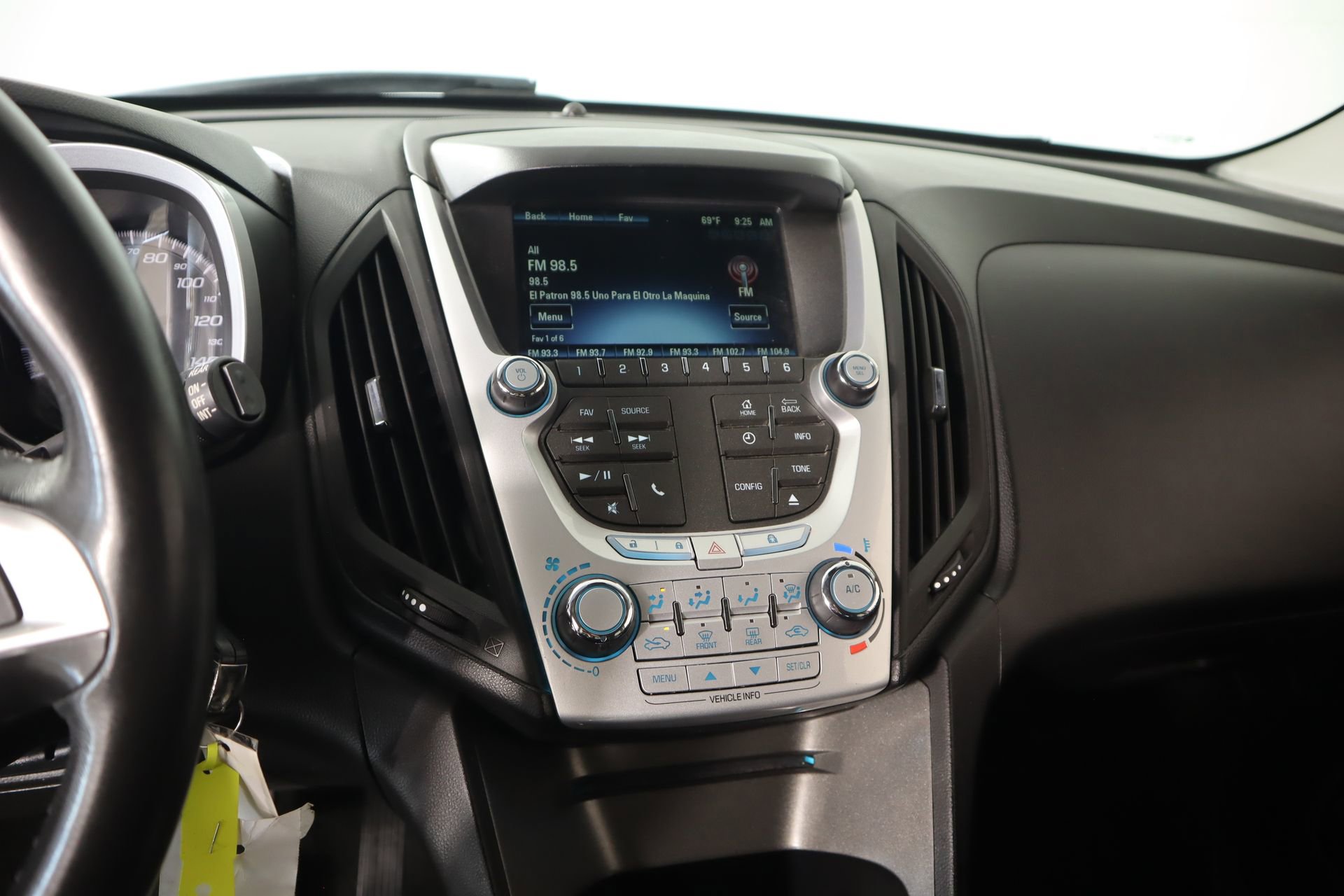 Used 2013 Chevrolet Equinox LT w/ Driver Convenience Package image 5