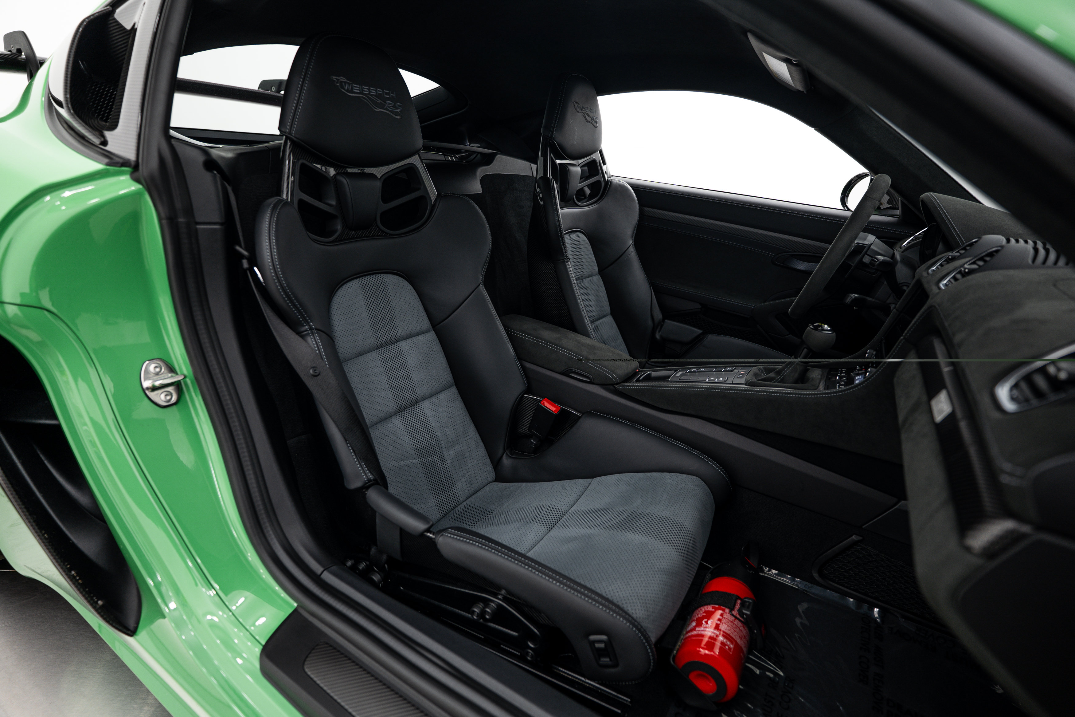 Certified 2023 Porsche 718 Cayman GT4 RS RWD image 16