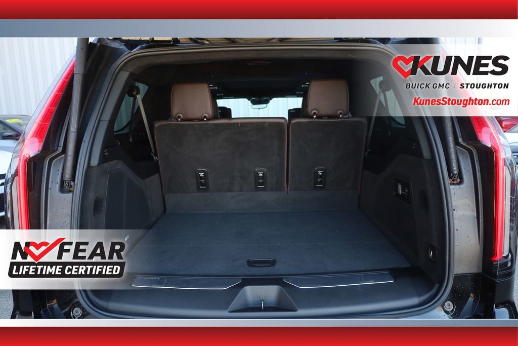 Used 2024 Cadillac Escalade ESV Sport Platinum w/ LPO, ONYX Package image 25