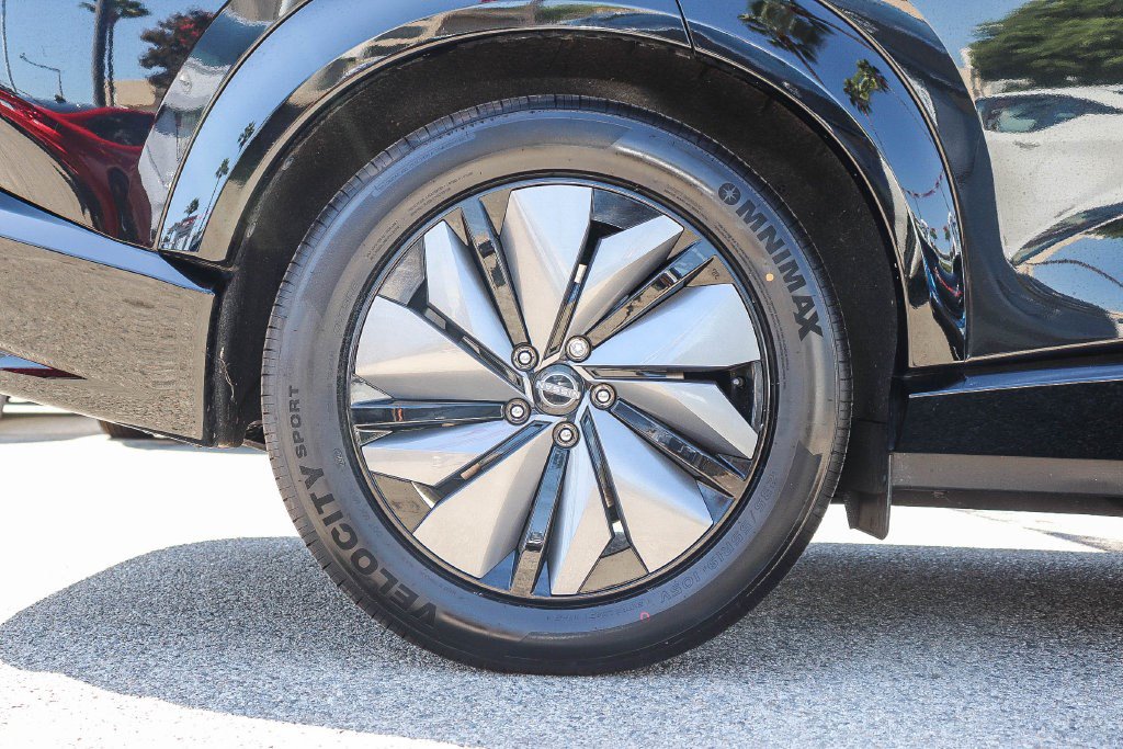 Certified 2024 Nissan Ariya FWD image 10