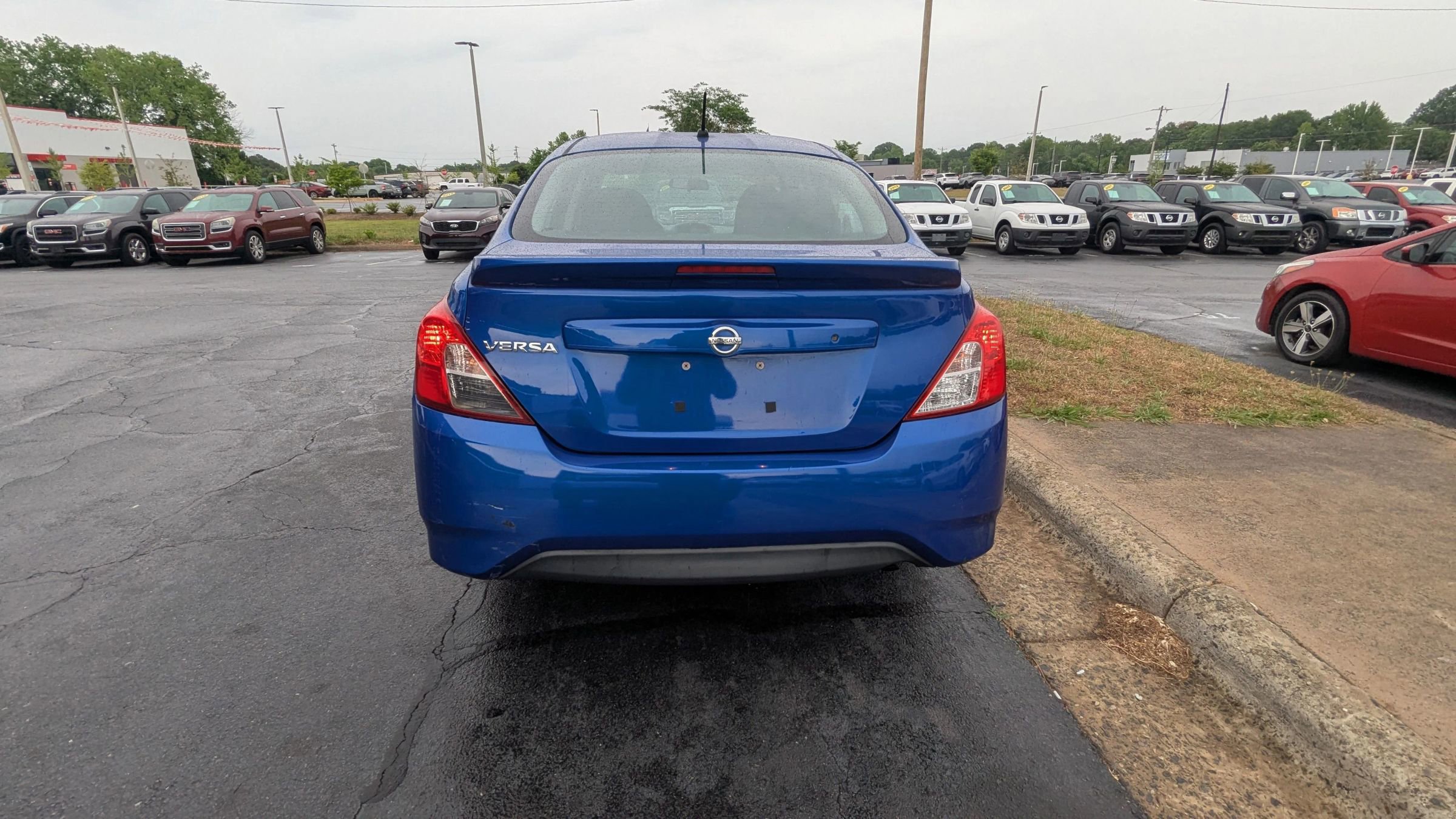 Used 2017 Nissan Versa S Plus FWD image 6