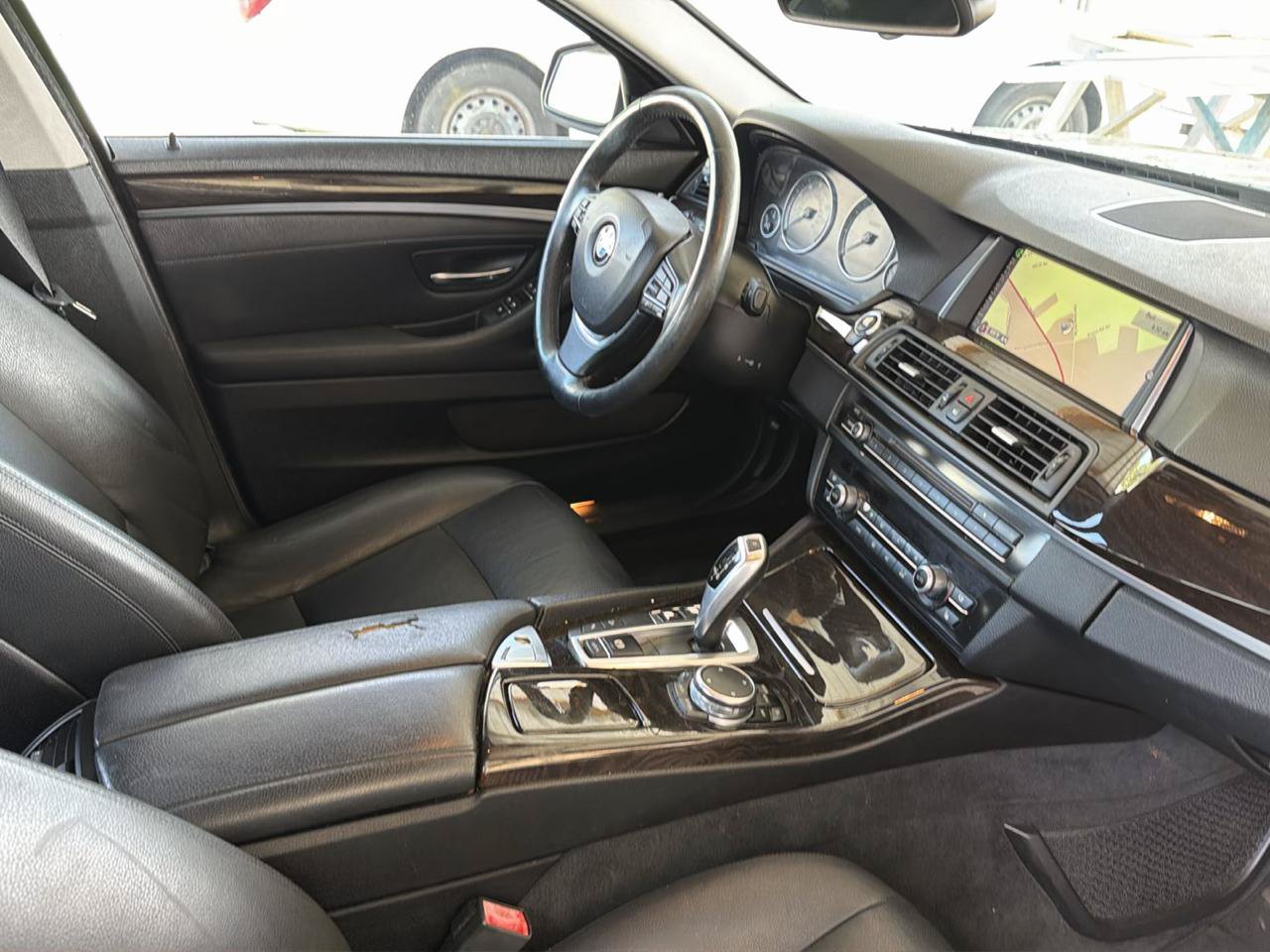 Used 2015 BMW 528i xDrive Sedan AWD/4WD image 5