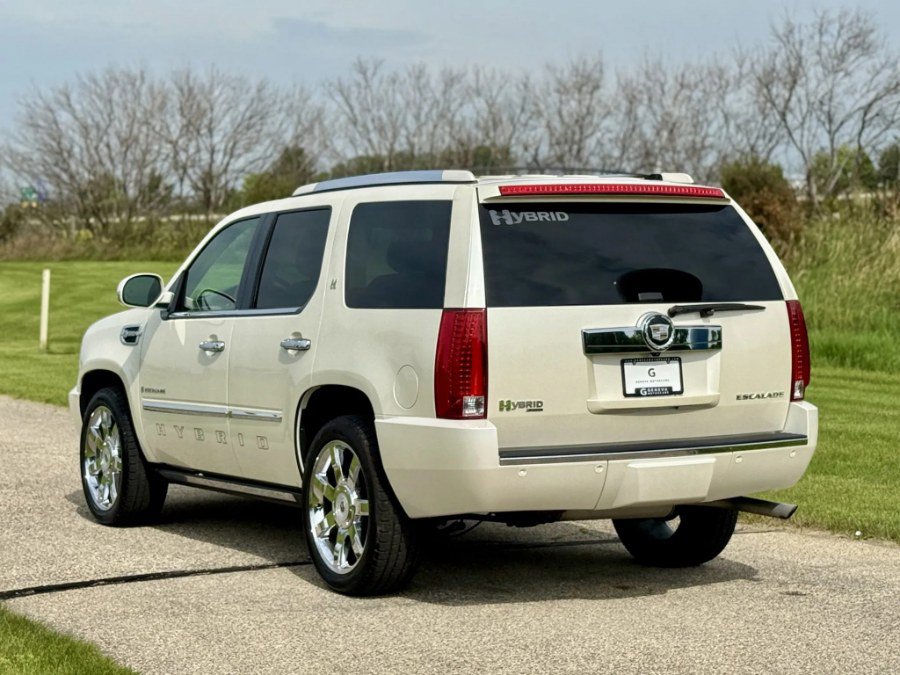 Used 2009 Cadillac Escalade Hybrid image 6