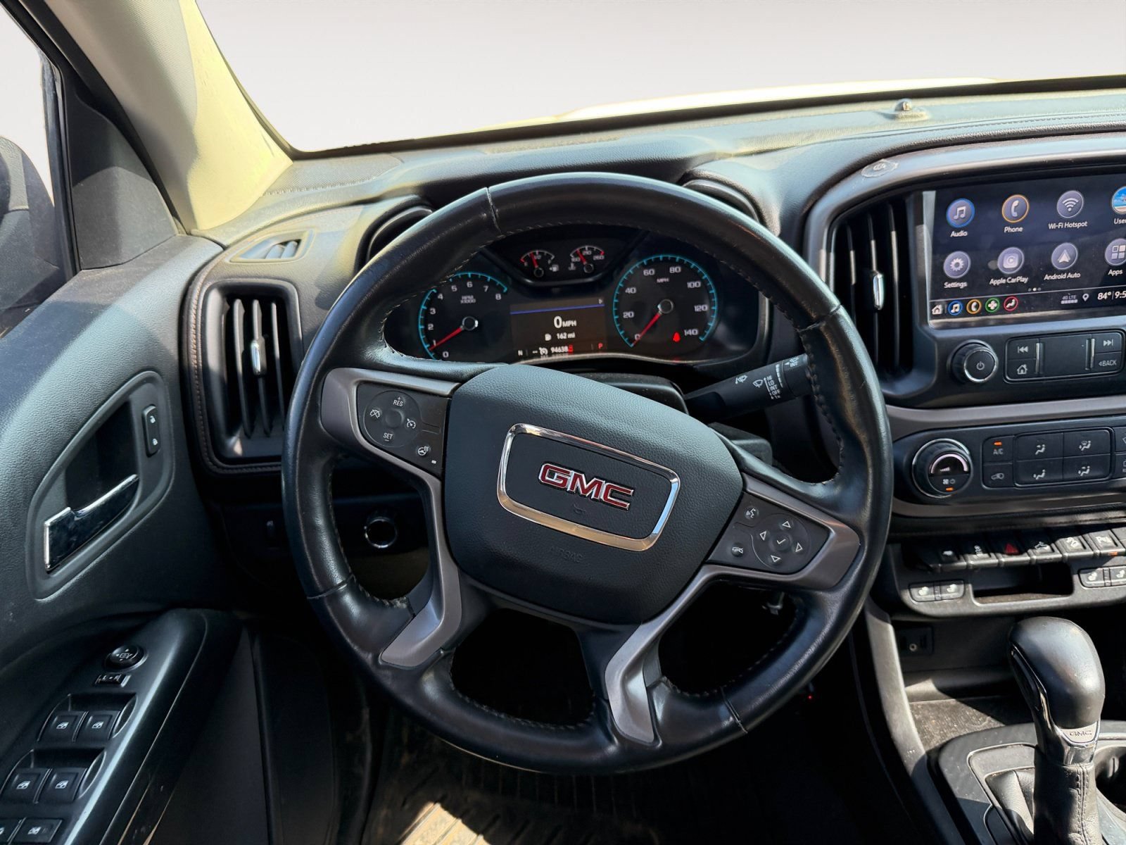 Used 2022 GMC Canyon AT4 w/ Trailering Package AWD/4WD image 11