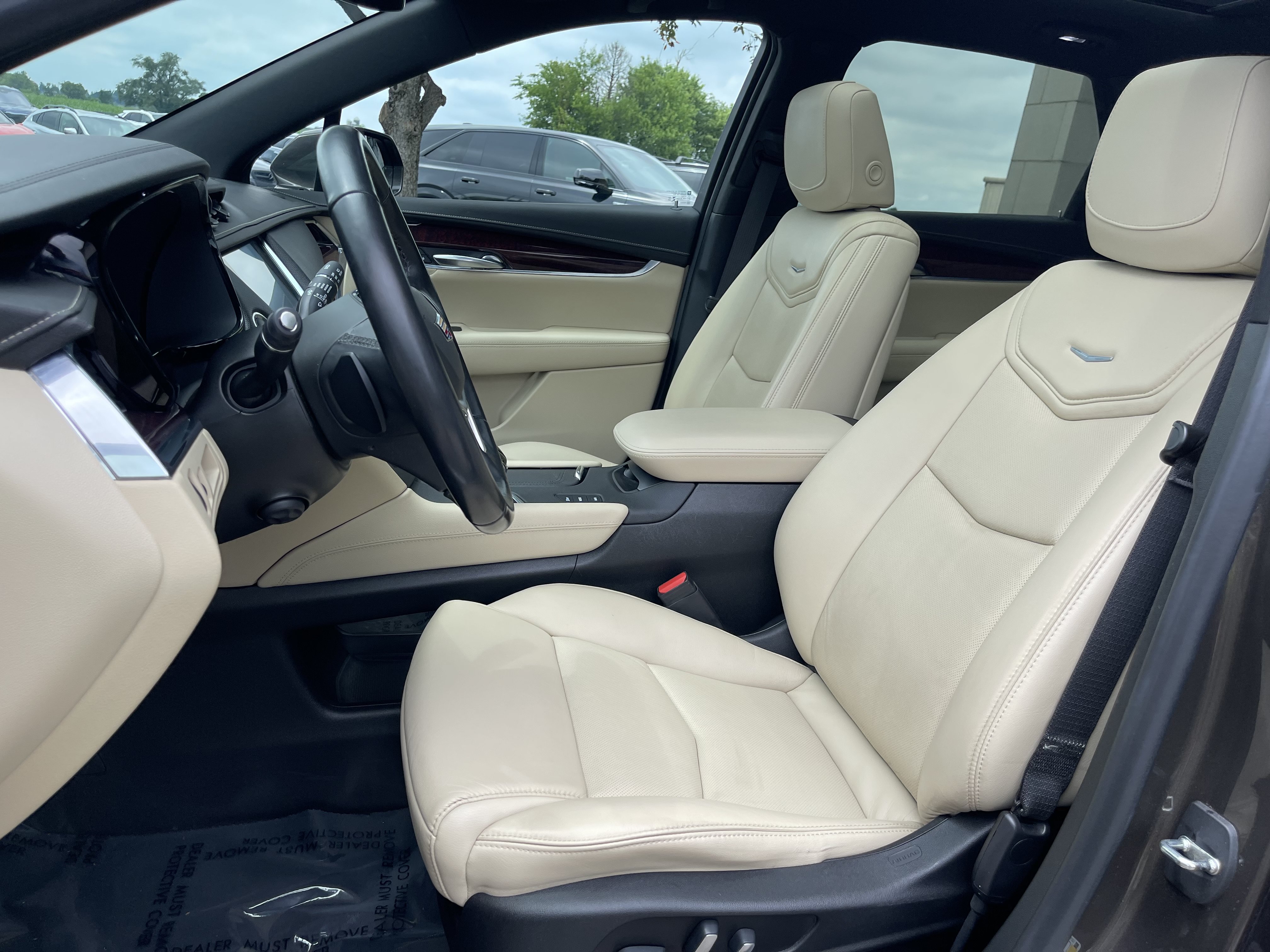 Used 2019 Cadillac XT5 Luxury AWD/4WD image 19