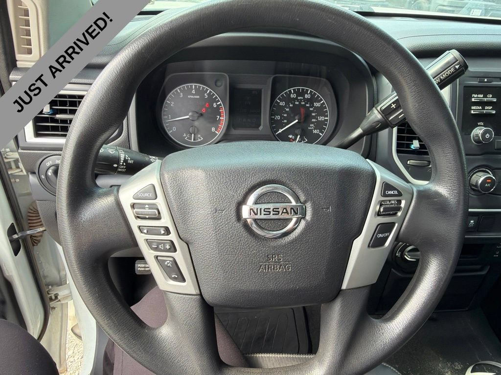 Used 2017 Nissan Titan S AWD/4WD image 10