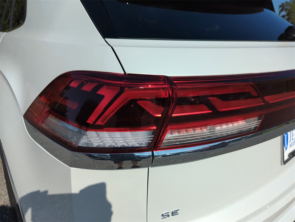 New 2026 Volkswagen Atlas Cross Sport SE image 14