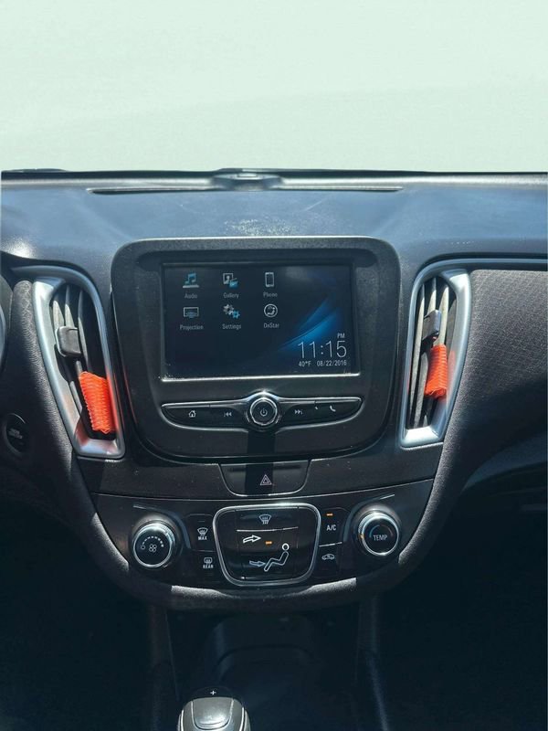 Used 2017 Chevrolet Malibu LS image 26