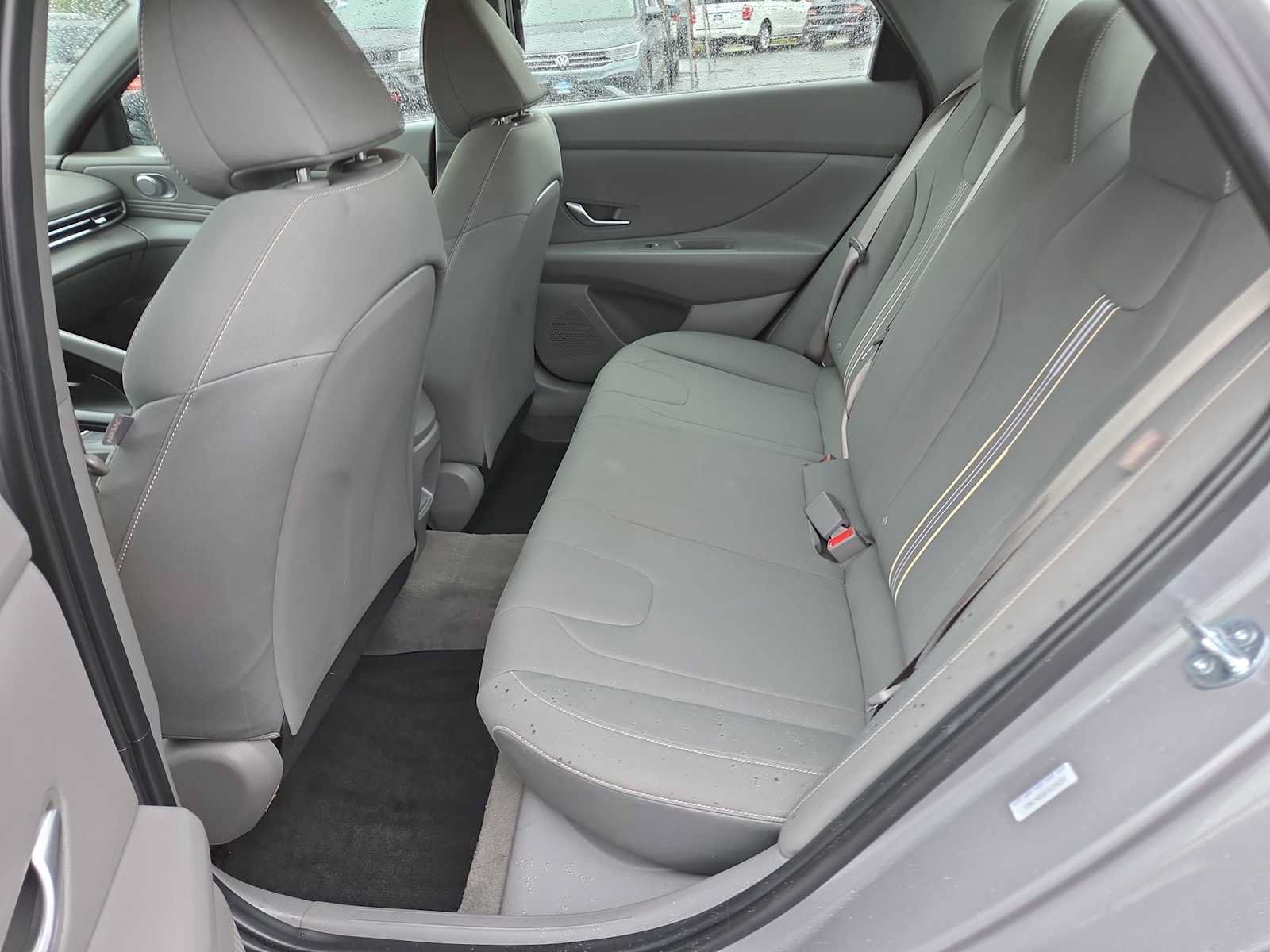 Used 2026 Hyundai Elantra Sport FWD image 21