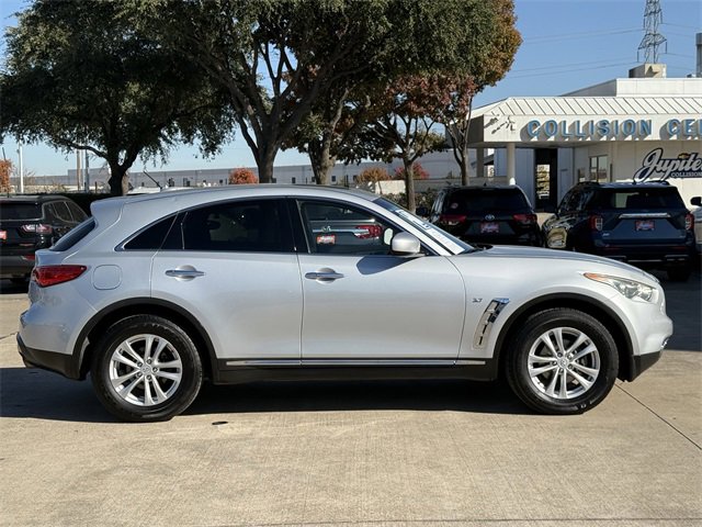 Used 2016 INFINITI QX70 2WD image 3