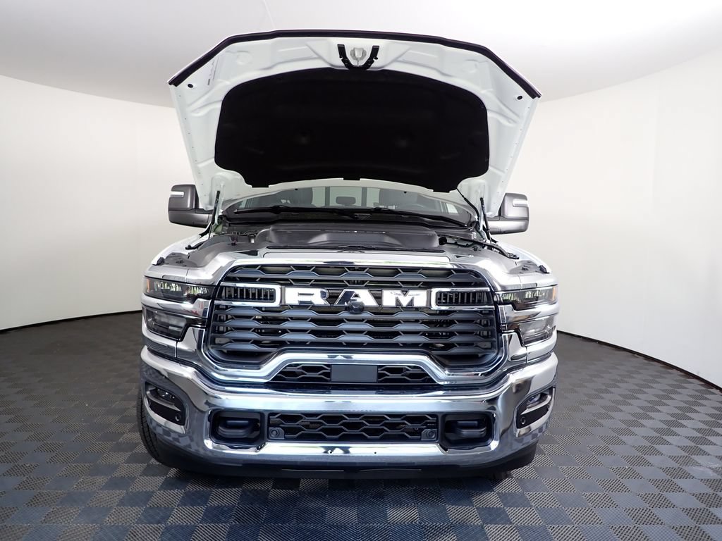 New 2026 RAM 2500 Tradesman AWD/4WD image 36