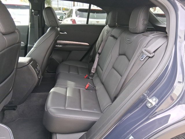Used 2025 Cadillac XT4 Premium Luxury image 21