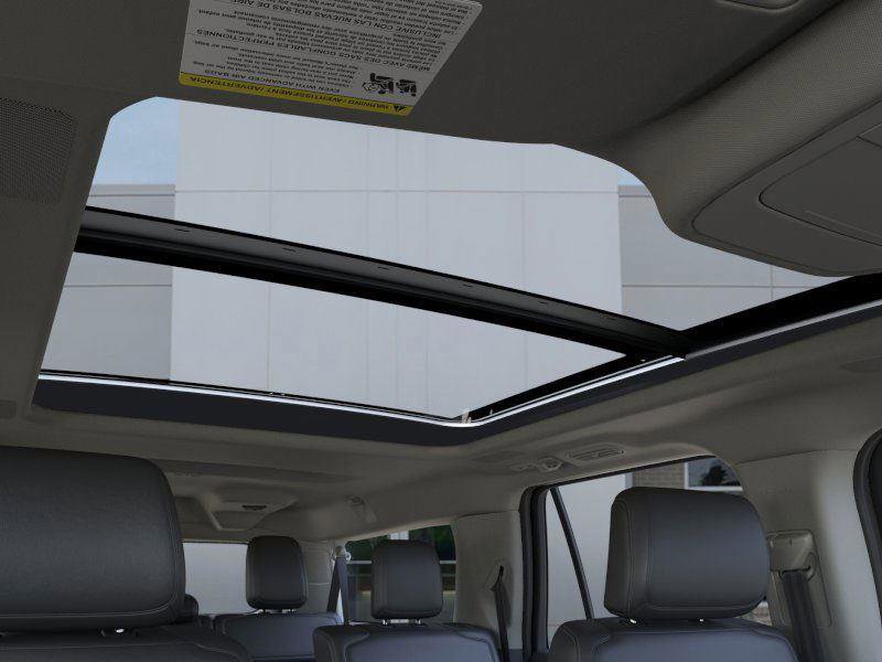 New 2025 Ford Expedition Max Platinum w/ Driver's Package image 22