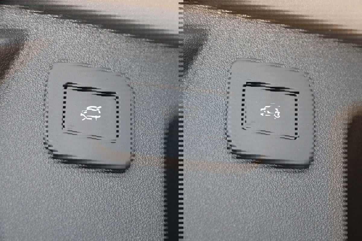 Used 2024 Land Rover Discovery Sport S image 68