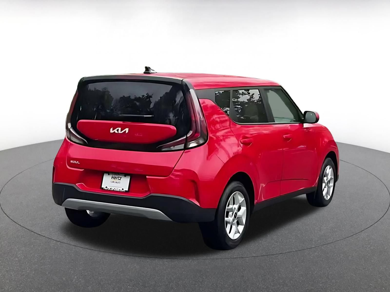 Used 2025 Kia Soul LX w/ LX Technology Package FWD image 13