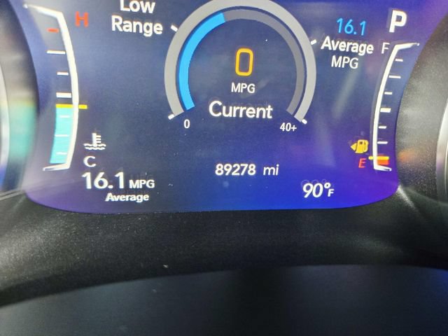 Used 2019 Chrysler Pacifica Touring Plus w/ Advanced Safetytec Group FWD image 21