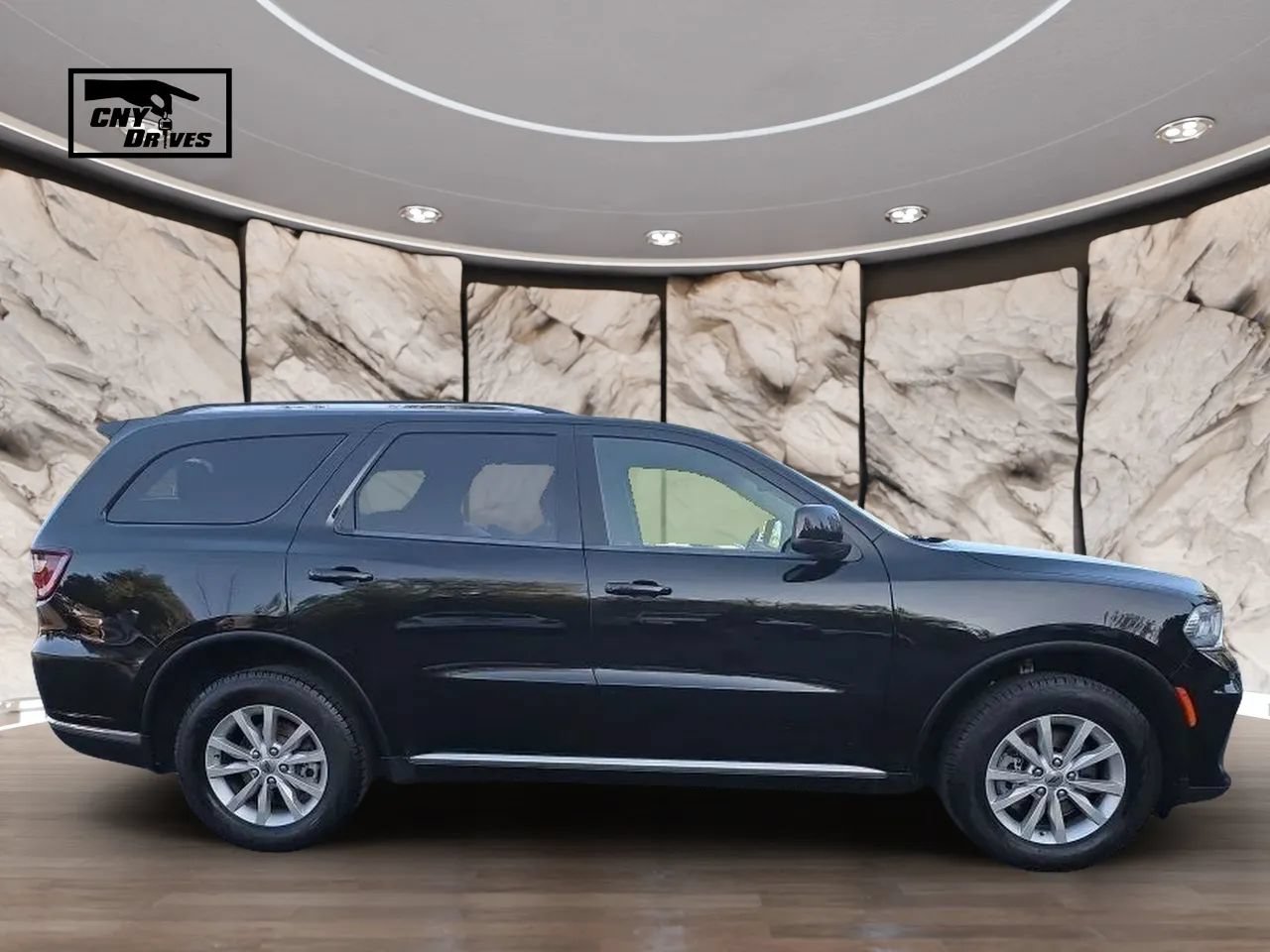 Used 2022 Dodge Durango SXT w/ Trailer Tow Group IV AWD/4WD image 4