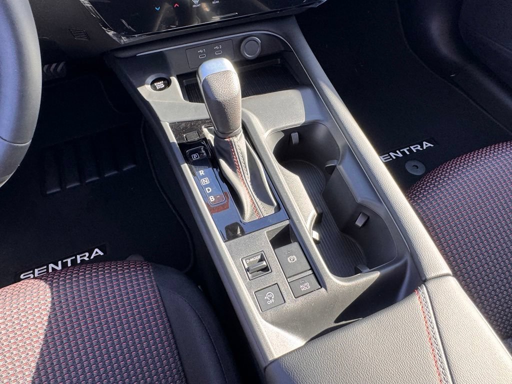 New 2026 Nissan Sentra SR w/ Floor Mat Package FWD image 17