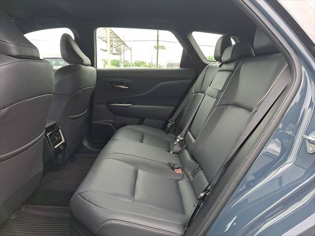 Certified 2025 Toyota Crown Signia AWD/4WD image 21