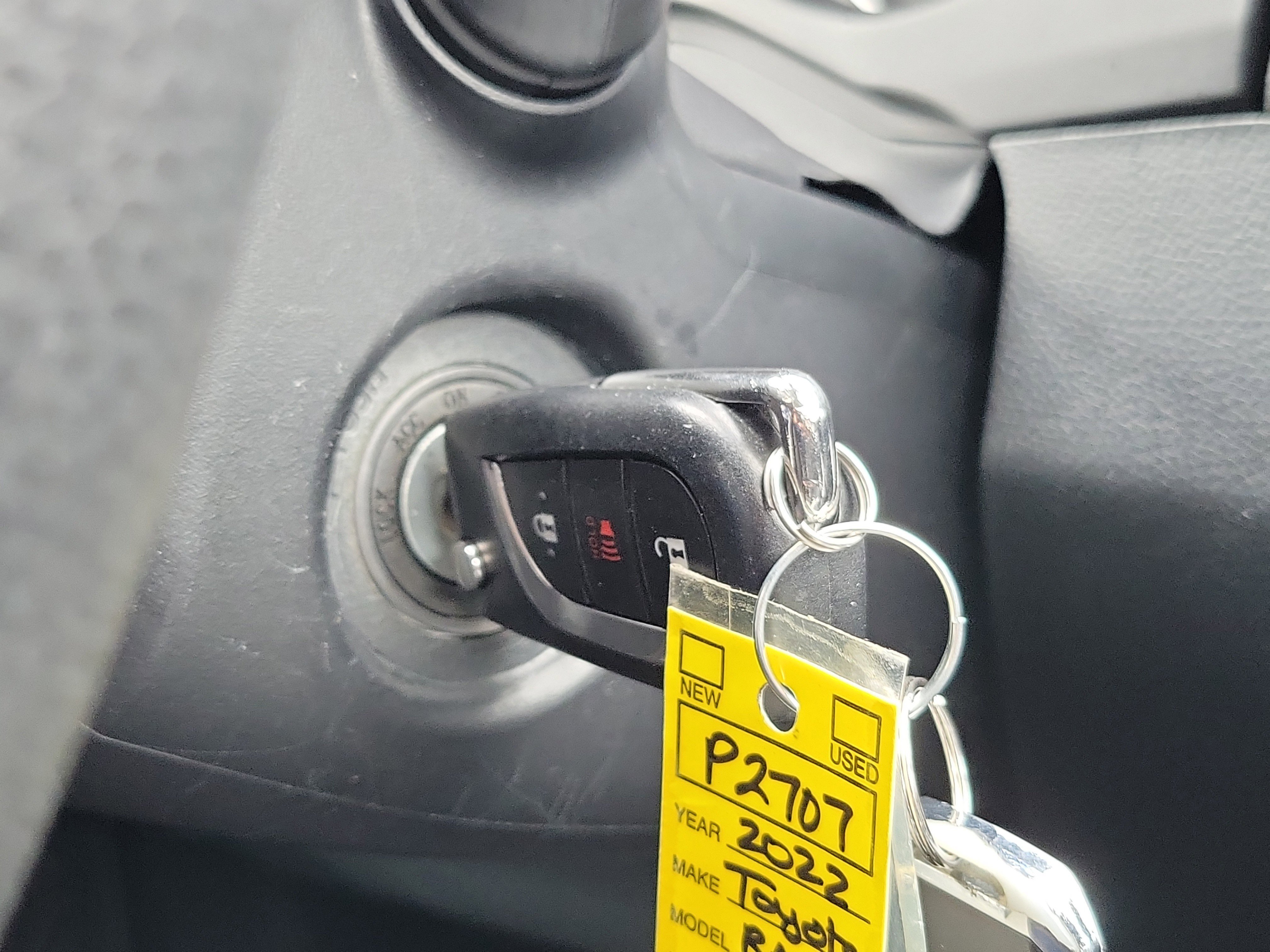 Used 2022 Toyota RAV4 LE image 24