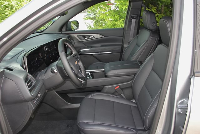 Used 2026 Chevrolet Traverse LT w/ Driver Confidence Package AWD/4WD image 17