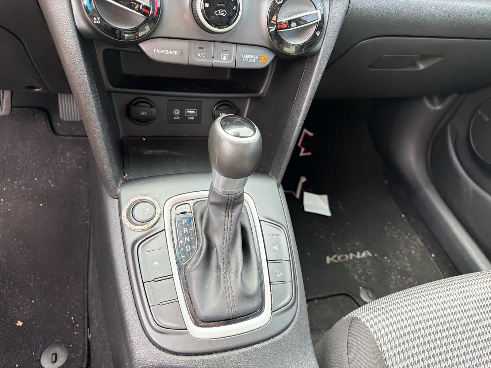 Used 2019 Hyundai Kona SEL w/ SEL Tech Package 02 FWD image 12