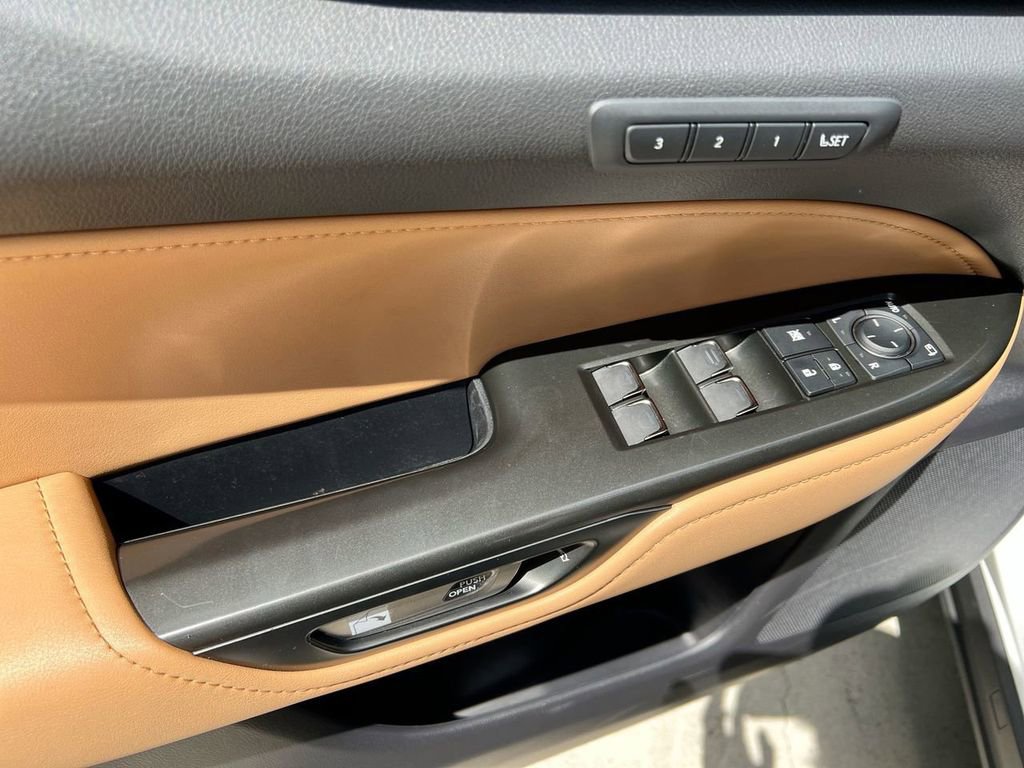 Certified 2024 Lexus NX 350h AWD image 11