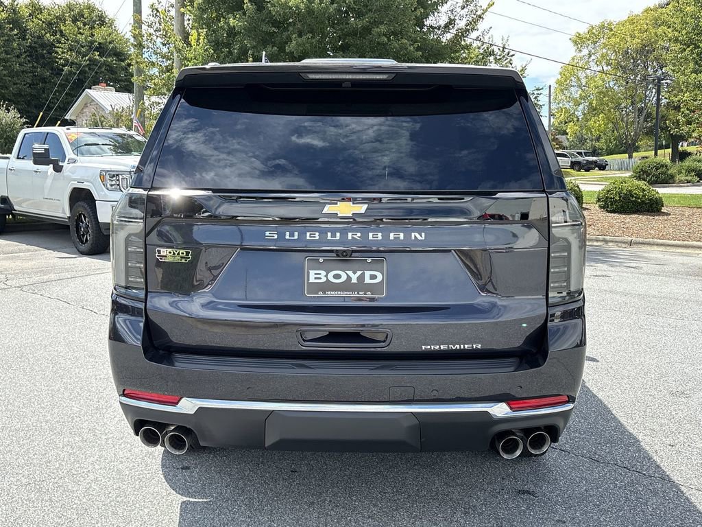 New 2025 Chevrolet Suburban Premier image 7