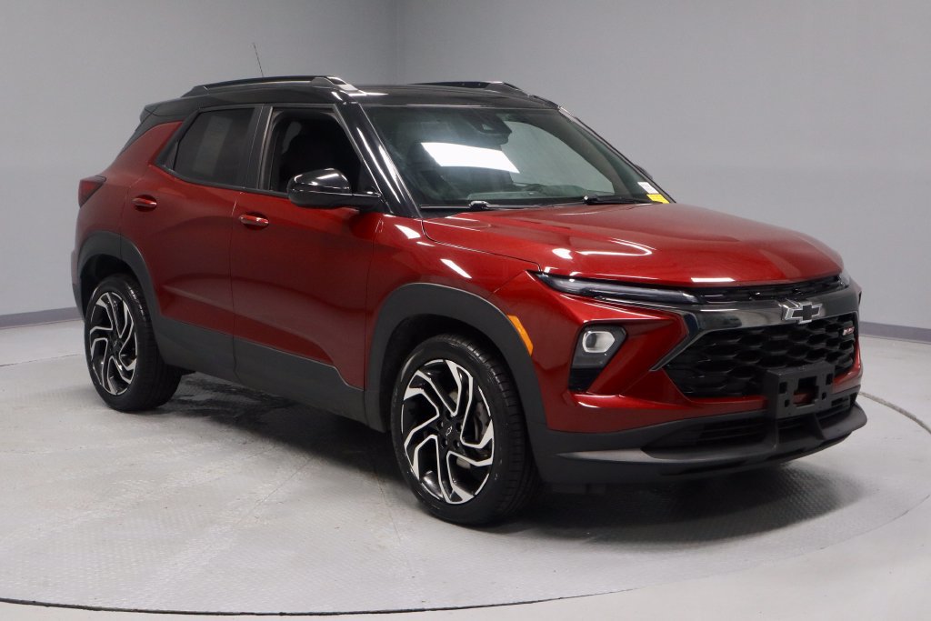 Used 2024 Chevrolet TrailBlazer RS FWD image 1
