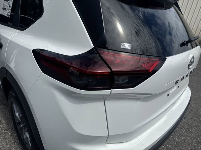 New 2026 Nissan Rogue S FWD image 32