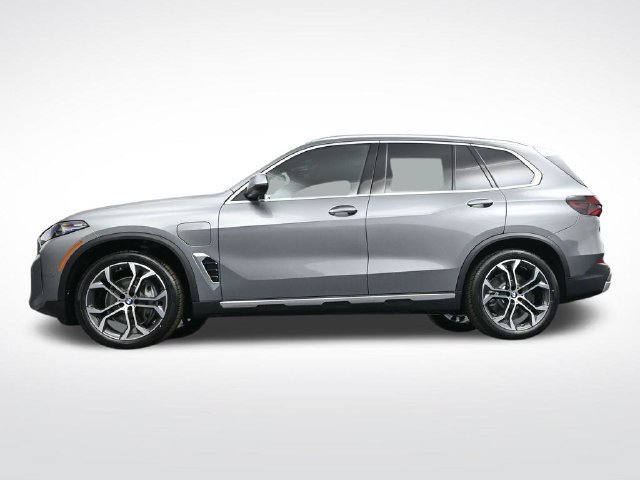 New 2026 BMW X5 xDrive50e w/ Premium Package AWD/4WD image 35