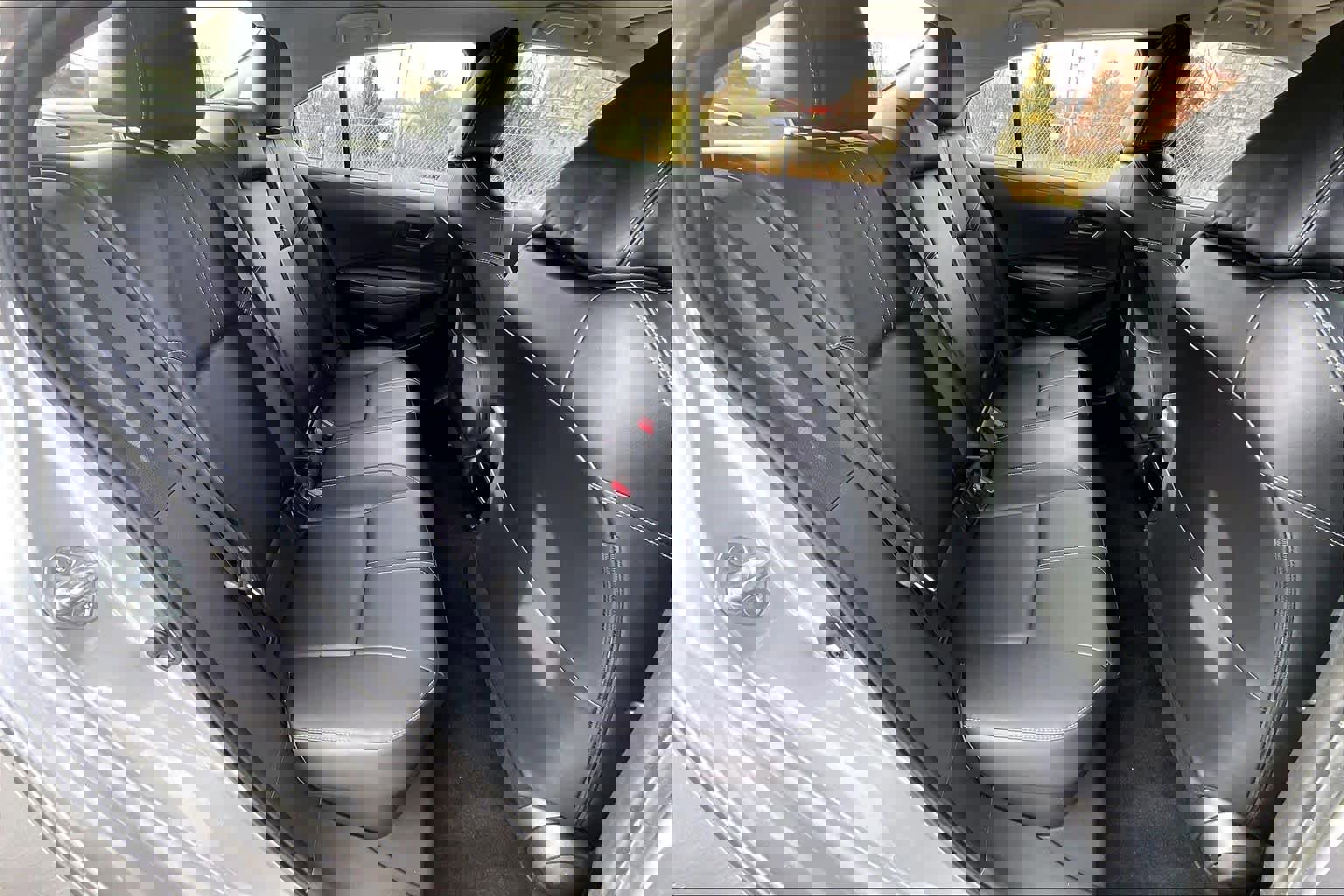 Used 2022 Toyota Corolla LE image 19