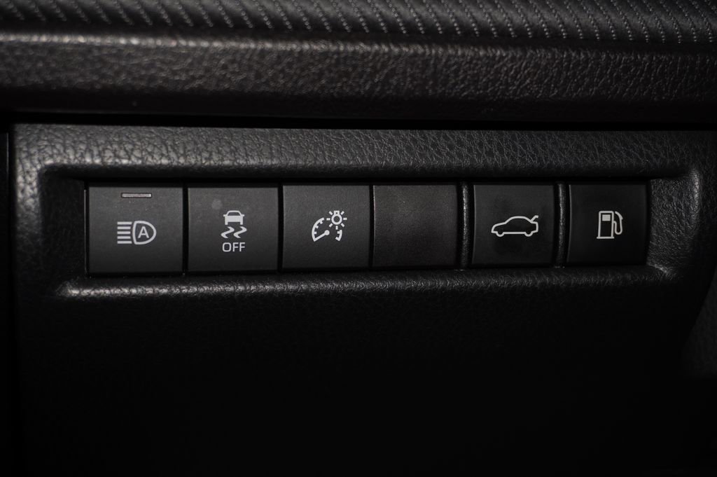 Certified 2025 Toyota Camry SE image 14