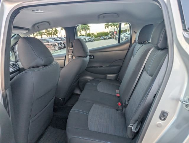 Used 2019 Nissan Leaf SV w/ SV Technology Package image 8