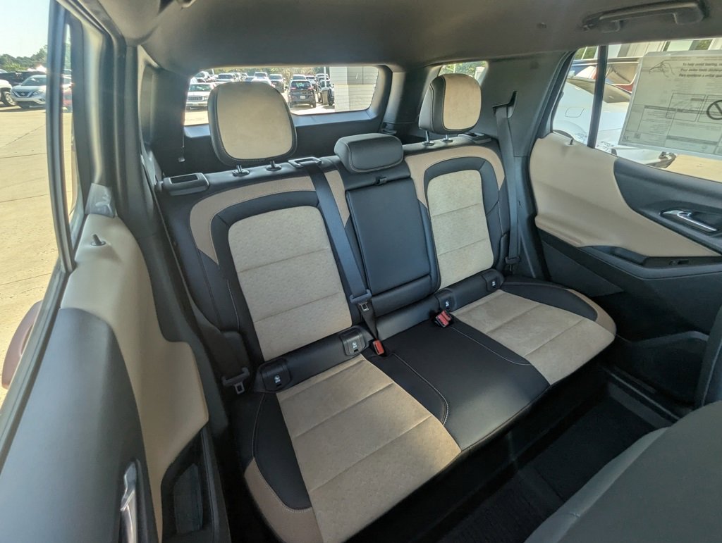 New 2026 Chevrolet Equinox ACTIV w/ Convenience Package III image 14