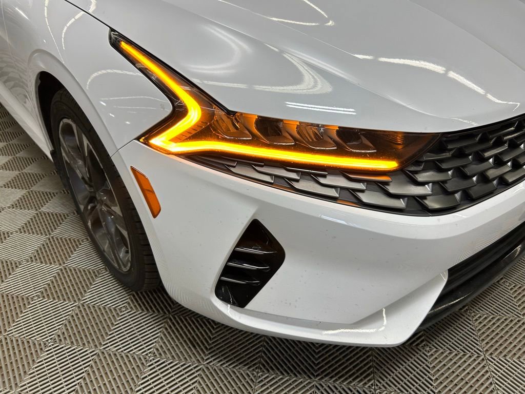 Used 2021 Kia K5 EX FWD image 5