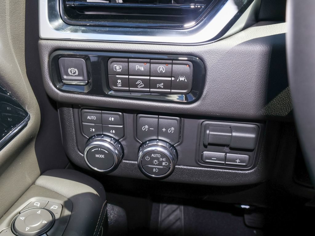 New 2026 GMC Yukon XL Elevation w/ Elevation Premium Package AWD/4WD image 35