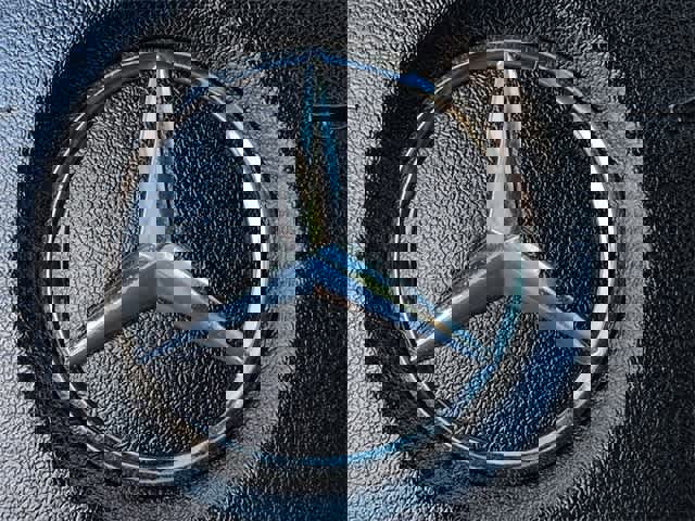 Used 2018 Mercedes-Benz C 300 Sedan image 12