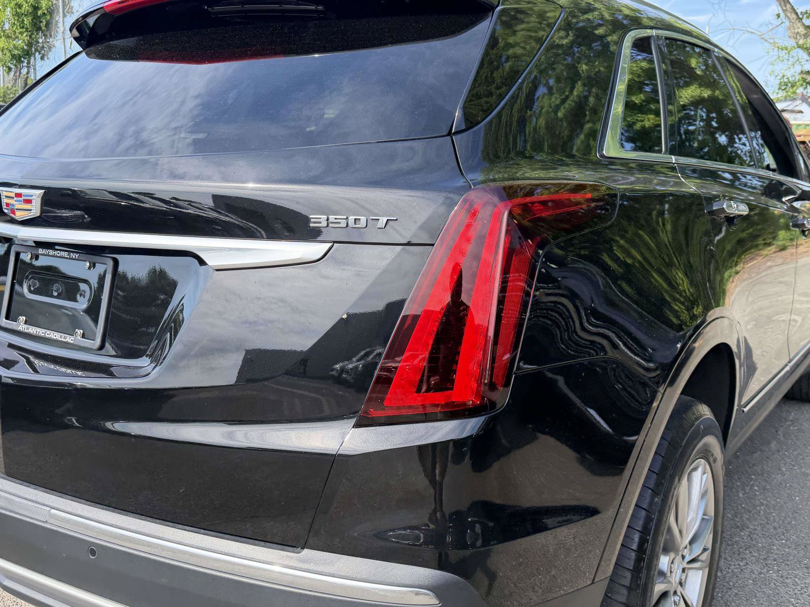 Certified 2023 Cadillac XT5 Premium Luxury AWD/4WD image 11
