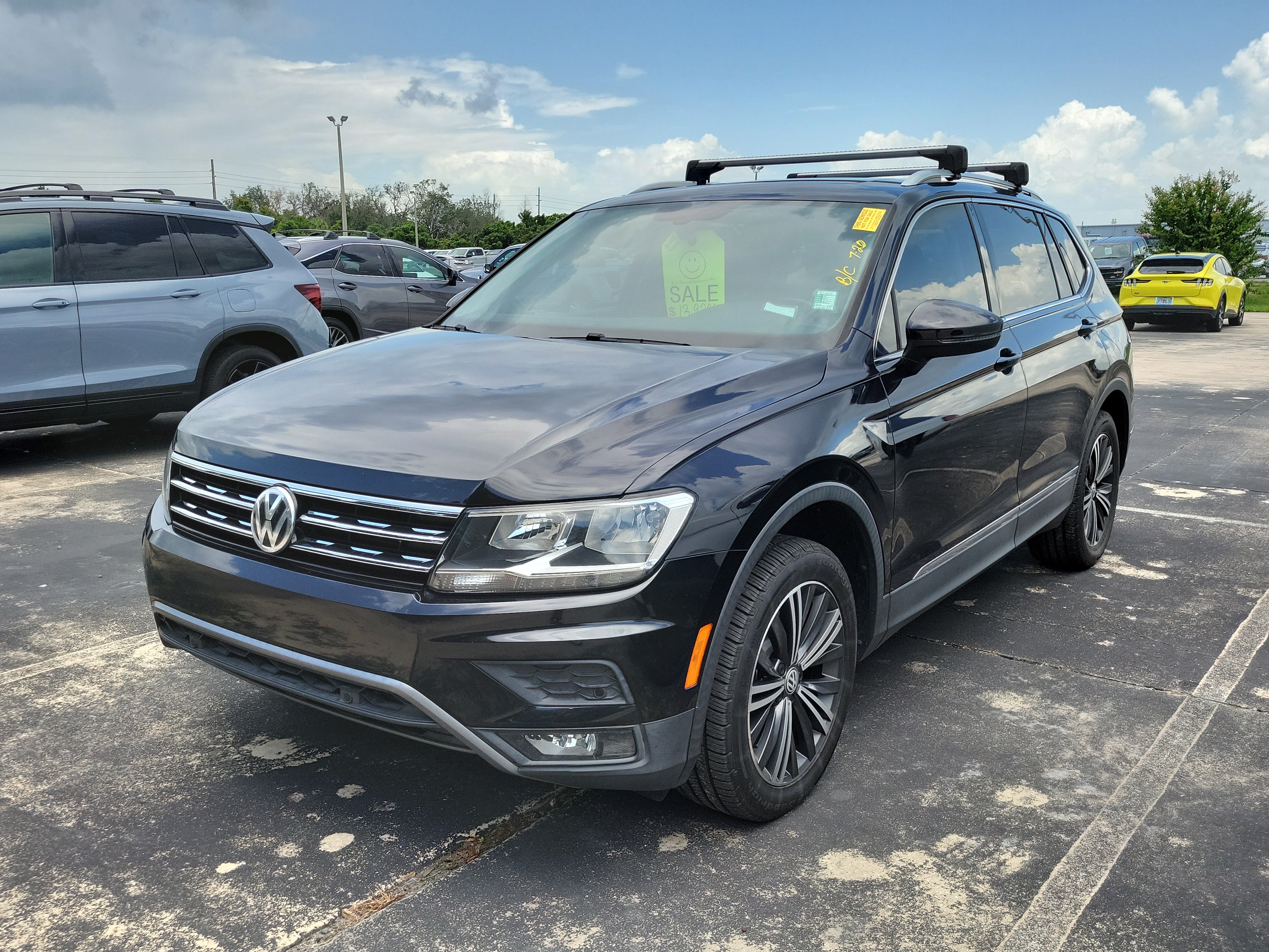 Used 2019 Volkswagen Tiguan SEL FWD image 3