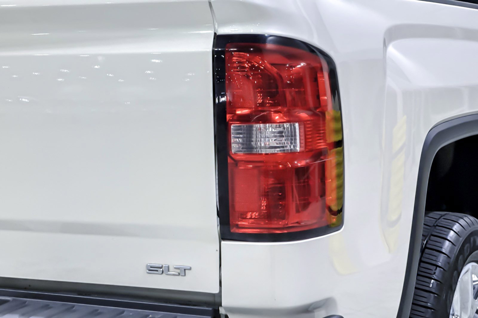 Used 2014 GMC Sierra 1500 SLT w/ SLT Crew Cab Value Package RWD image 12